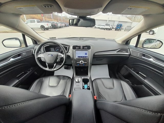 2019 Ford Fusion Energi Titanium photo 46