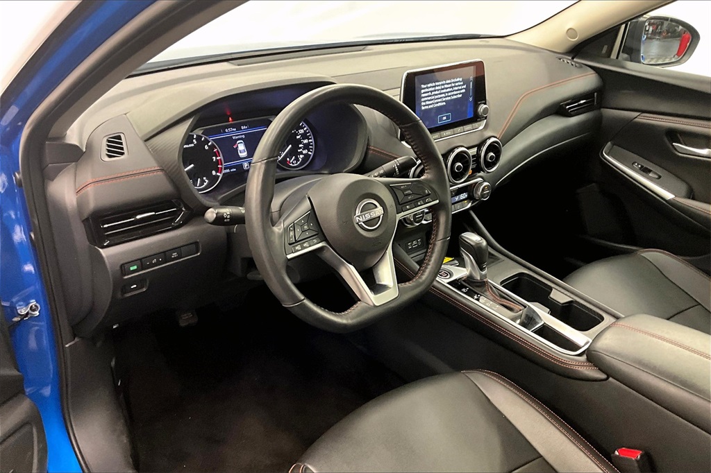 2024 Nissan Sentra SR photo 12