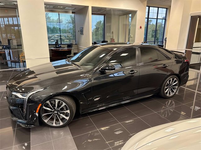 2024 Cadillac CT4 photo 2