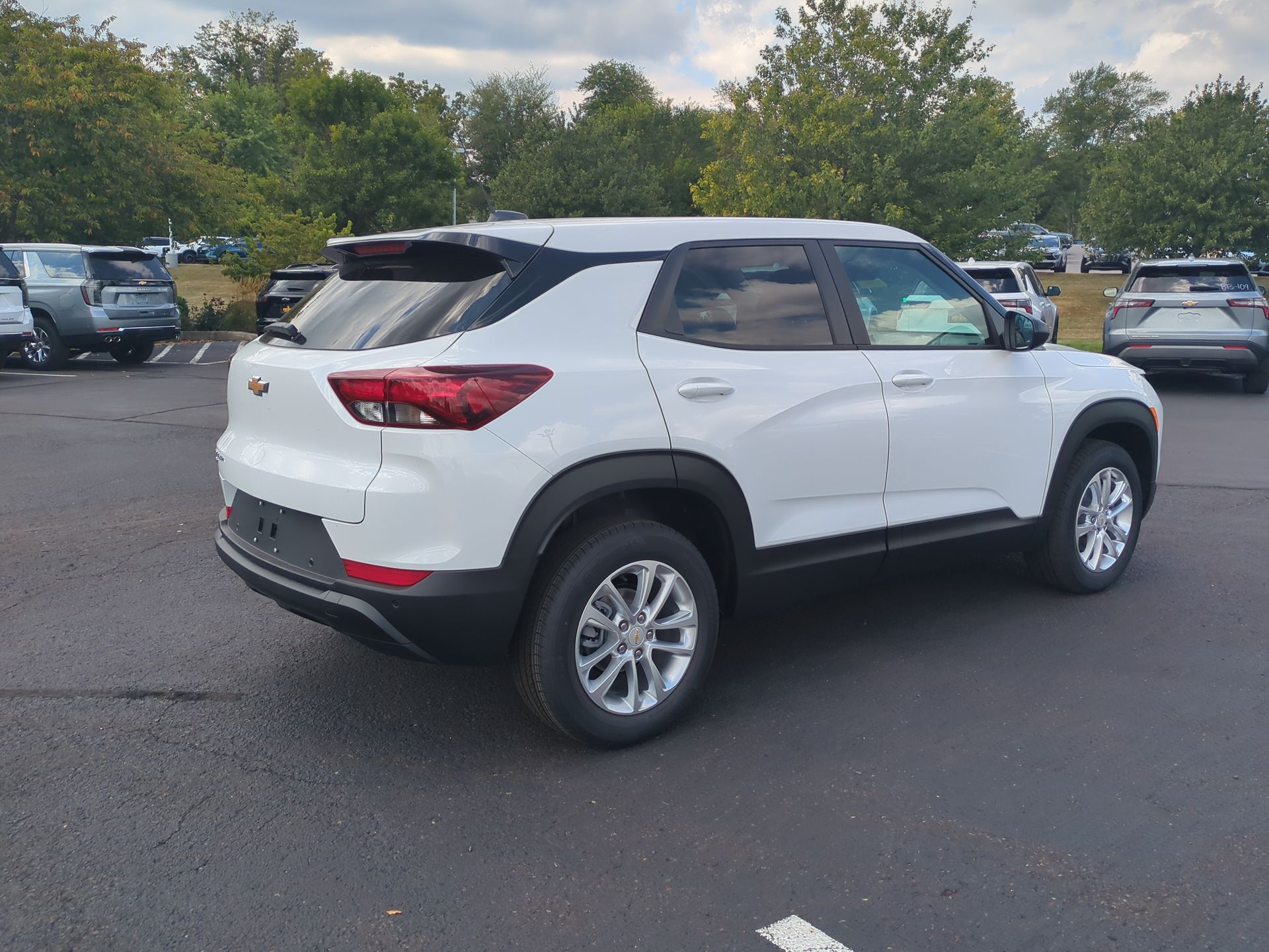 2026 Chevrolet Trailblazer LS photo 9