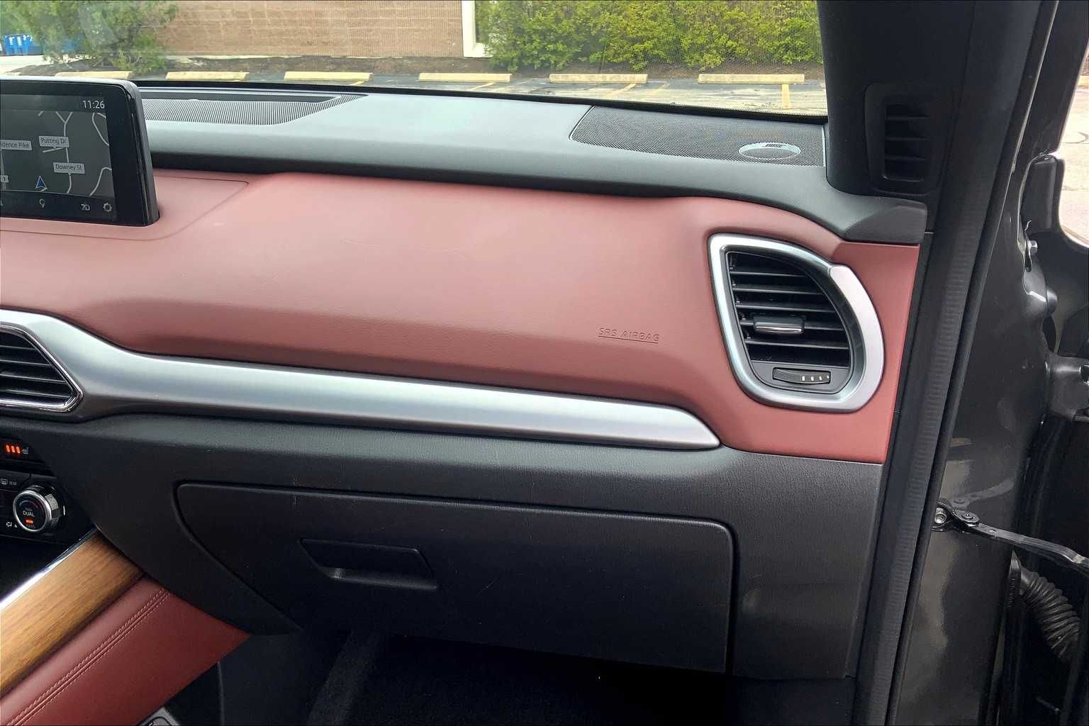 2016 Mazda CX-9 Signature photo 18