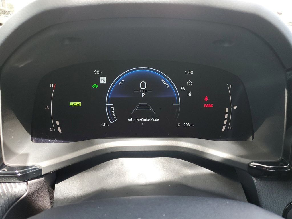 2025 Toyota Camry SE photo 19