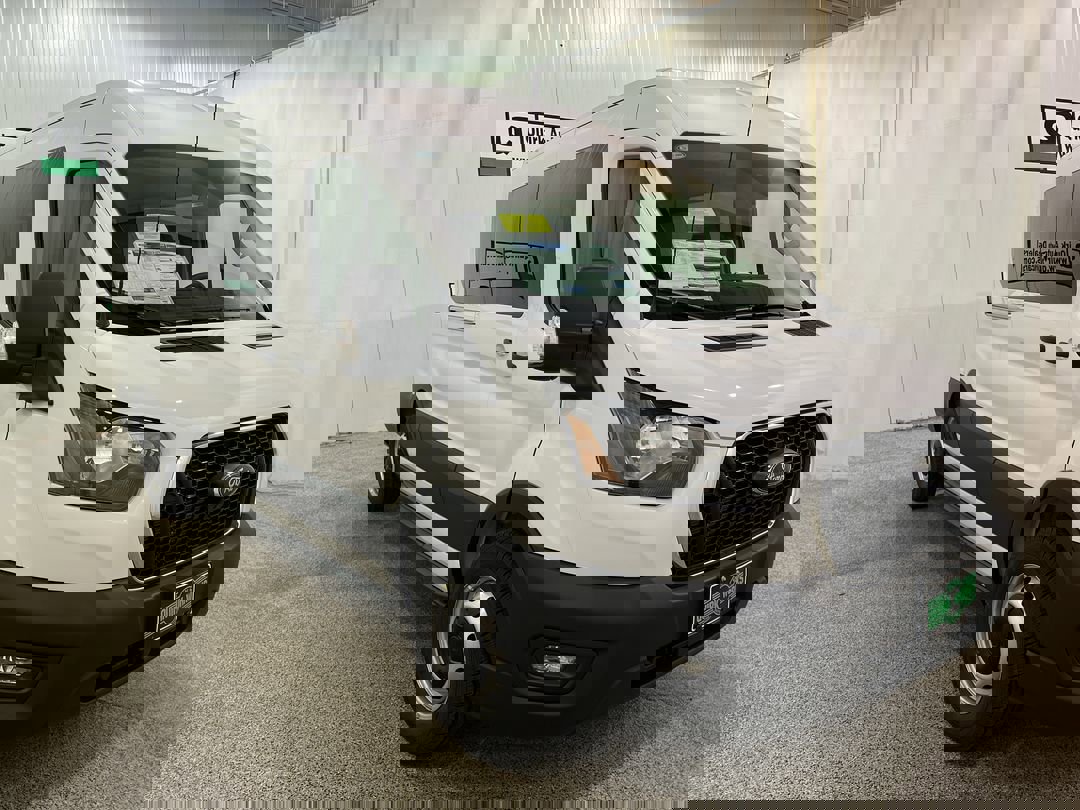 2025 Ford Transit Passenger Van XL's photo