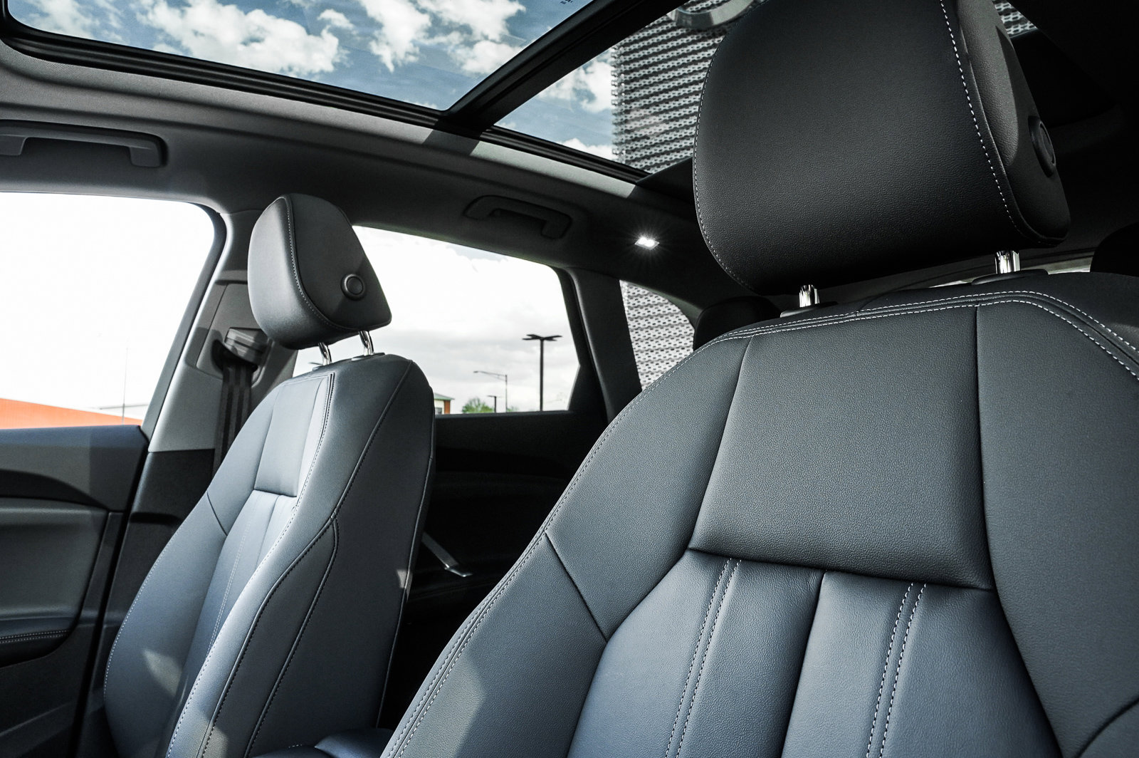 2025 Audi Q5 Premium photo 9