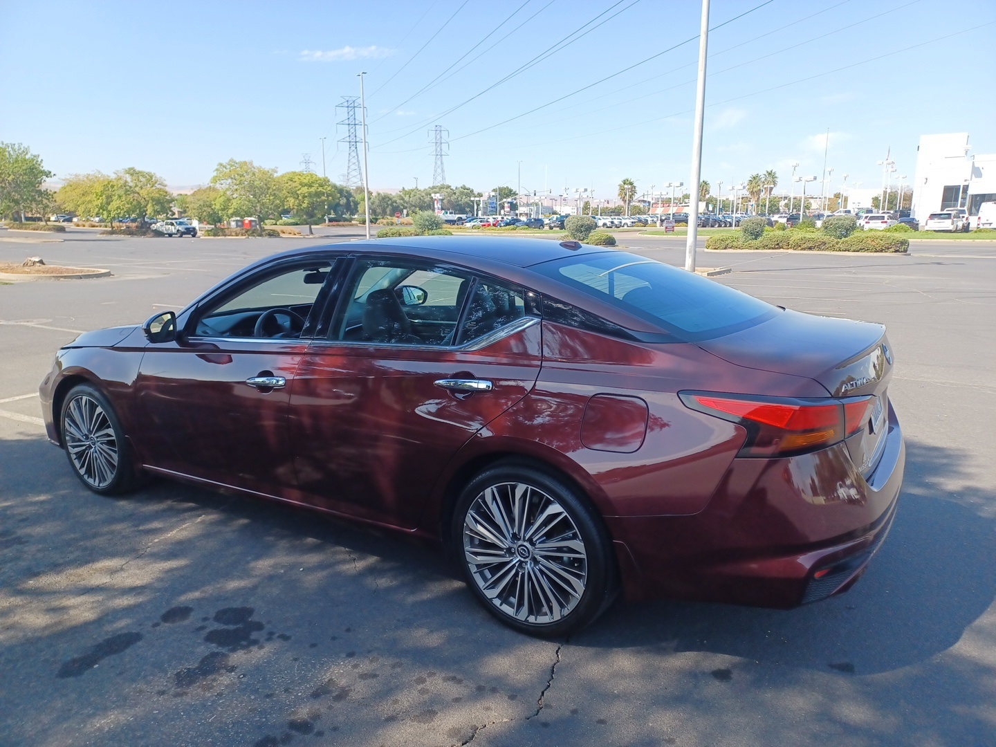 2024 Nissan Altima 2.5 SL photo 5