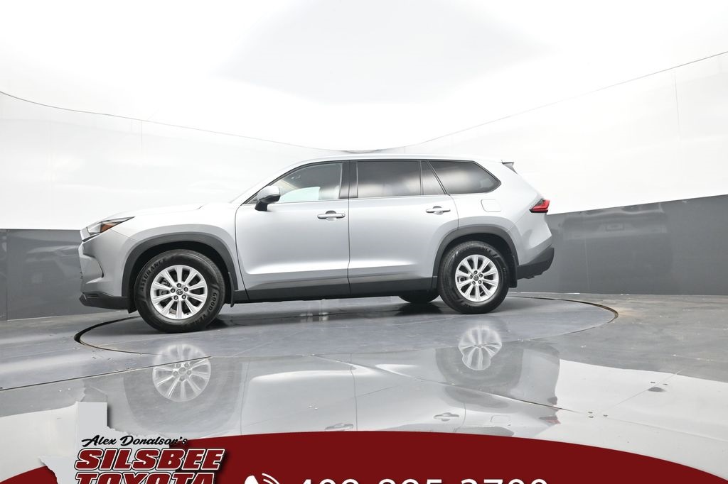 2024 Toyota Grand Highlander XLE photo 22