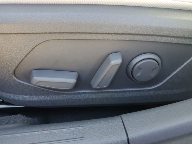 2025 Hyundai Sonata Hybrid Limited photo 18