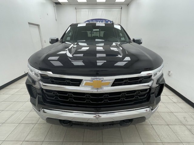 2025 Chevrolet Silverado 1500 LT photo 10
