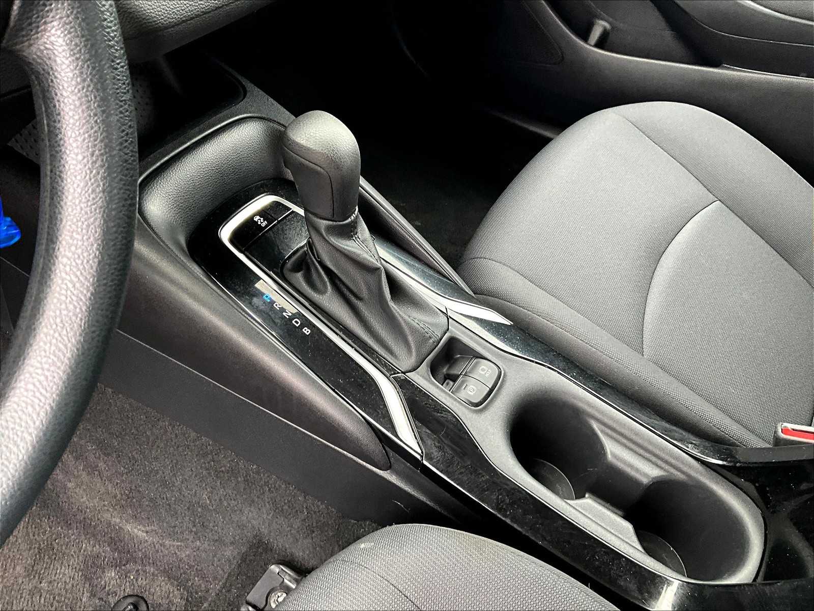 2022 Toyota Corolla LE photo 20
