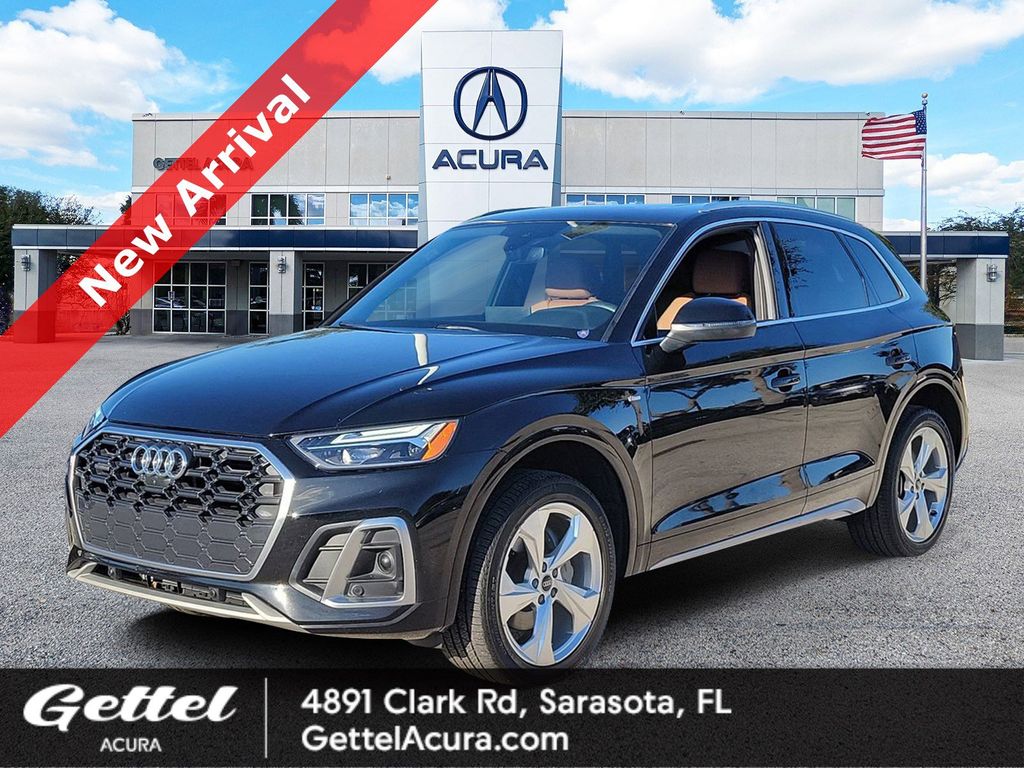 2022 Audi Q5 Premium Plus's photo