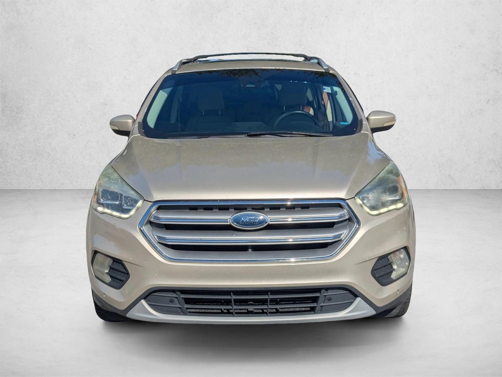 2017 Ford Escape Titanium photo 2