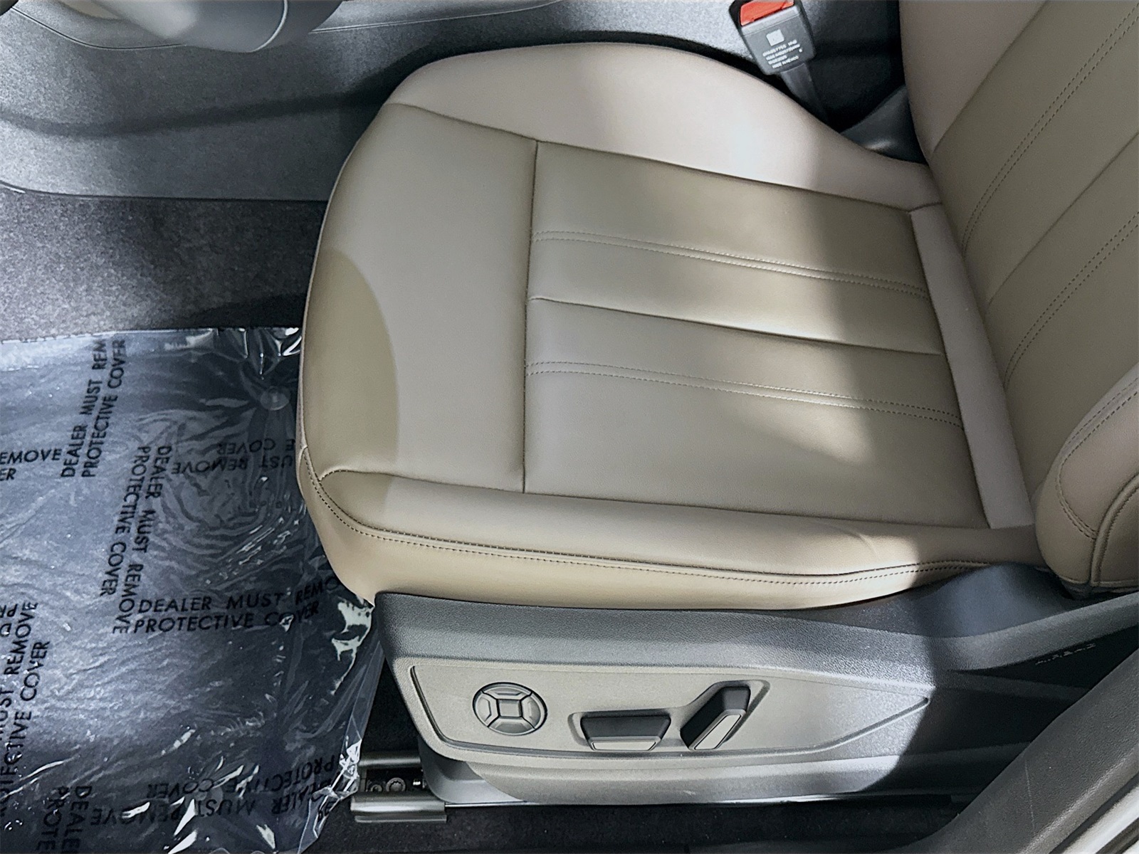 2025 Audi Q5 2.0T Premium Plus photo 16