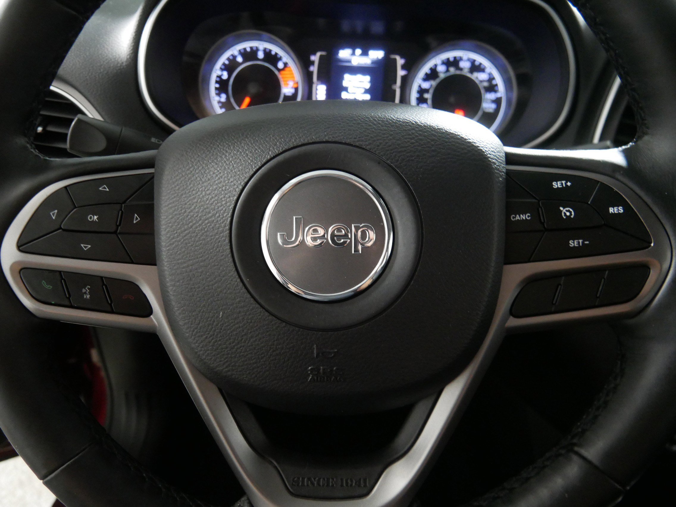 2019 Jeep Cherokee Latitude photo 24