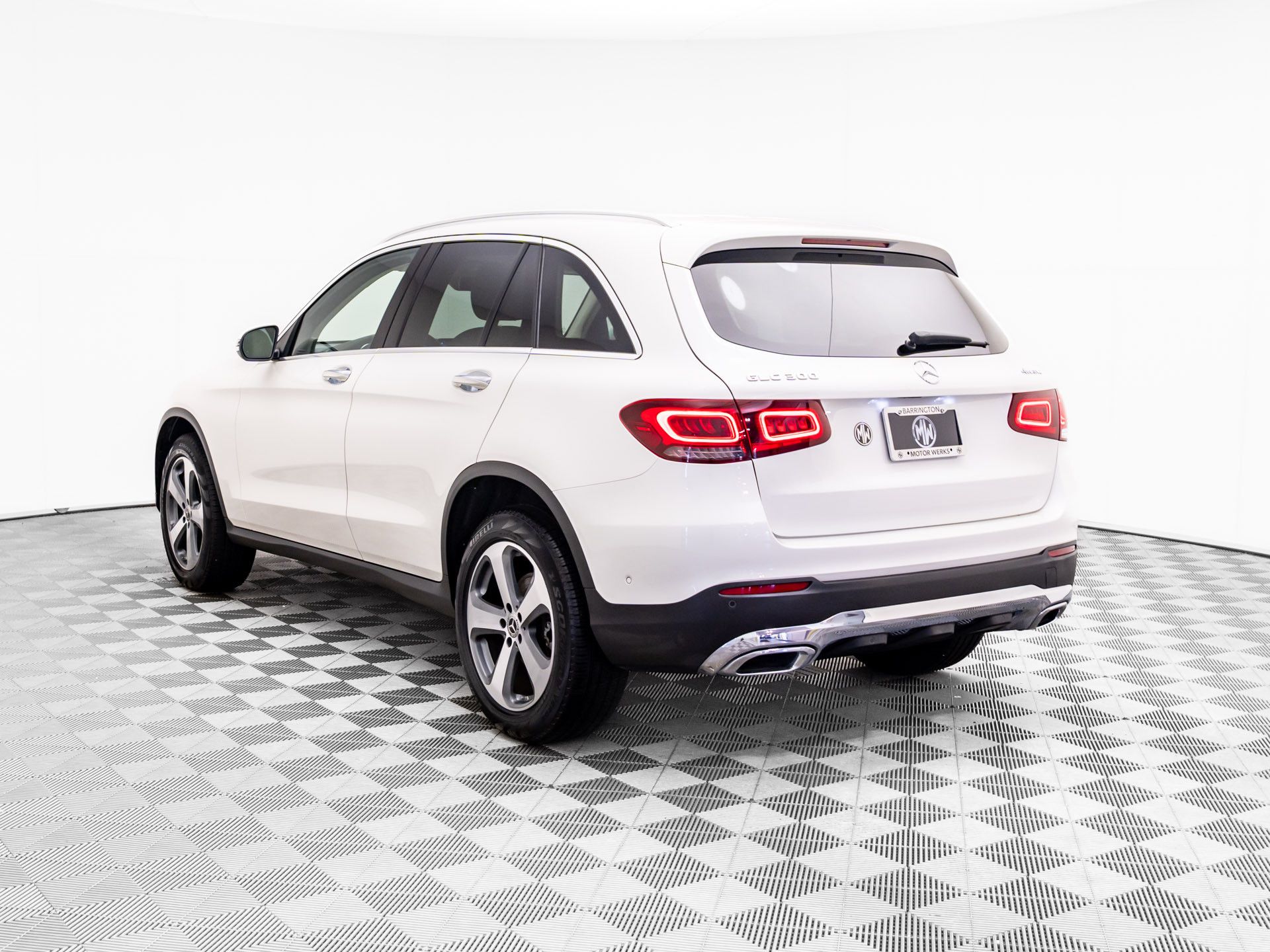 2020 Mercedes Benz GLC 300 4MATIC photo 2