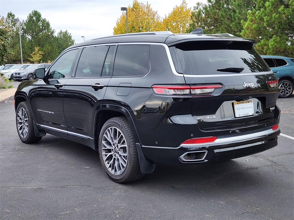2023 Jeep Grand Cherokee L Summit photo 3