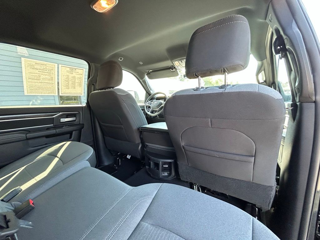 2024 Ram 2500 Big Horn photo 17