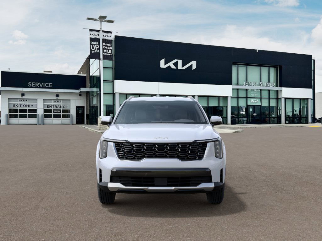 2025 Kia Sorento S photo 2