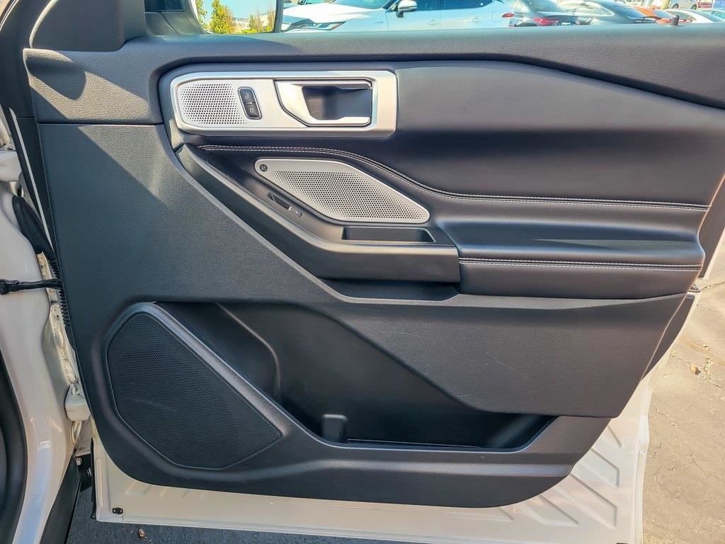 2020 Ford Explorer ST photo 22