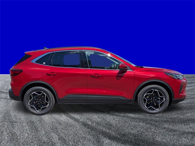 2025 Ford Escape Hybrid Platinum photo 3