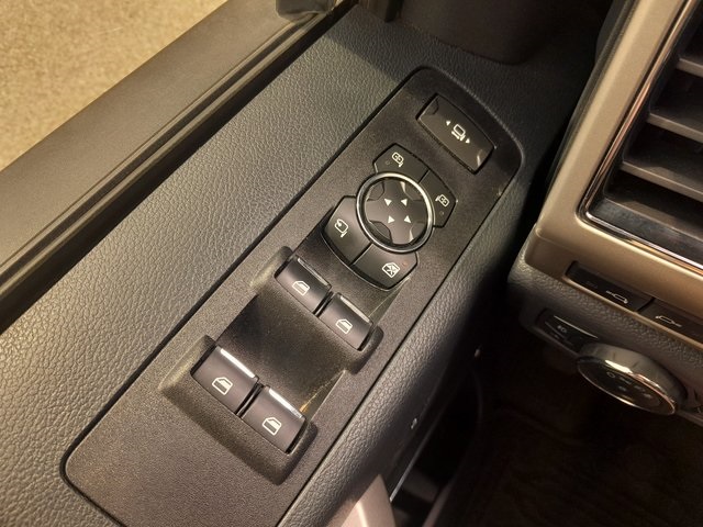 2022 Ford F-350 photo 35