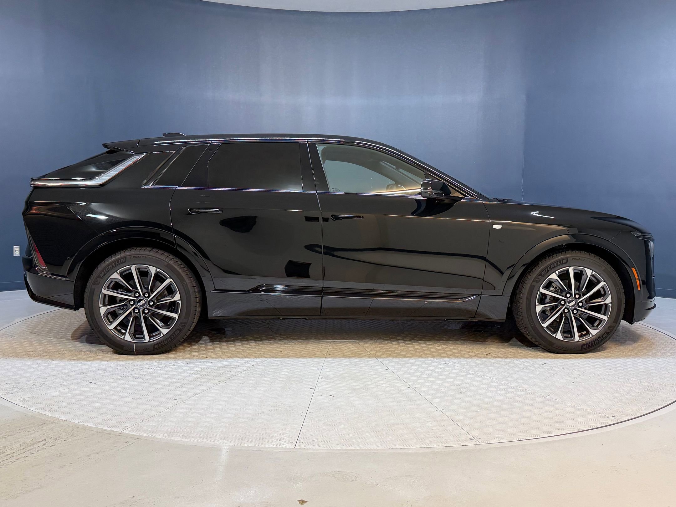 2026 Cadillac Lyriq Sport photo 7