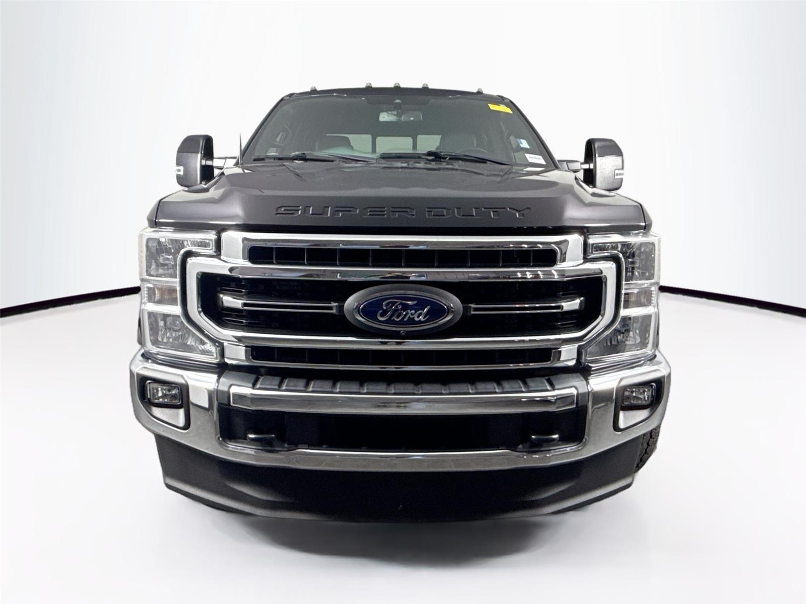2022 Ford F-250 Lariat photo 3
