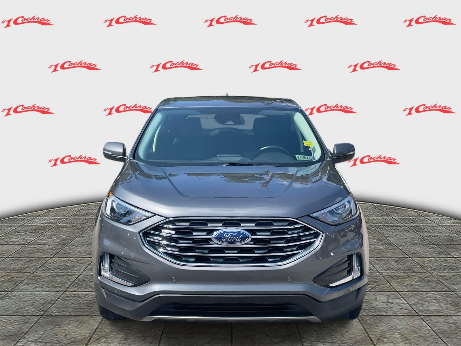 2024 Ford Edge Titanium photo 8