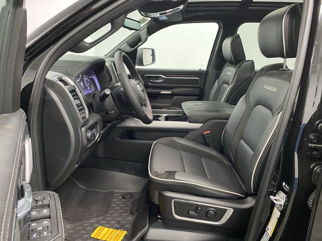 2025 Ram 1500 Laramie photo 4