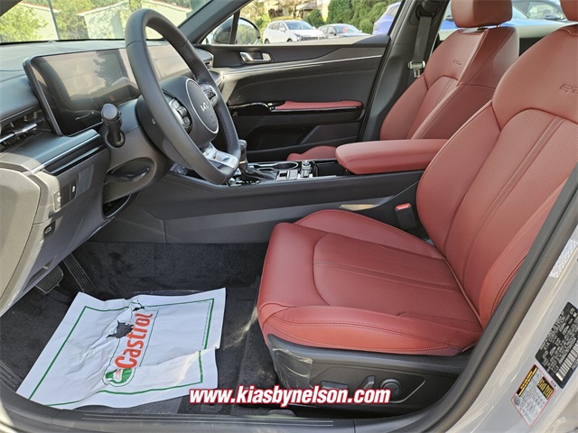 2026 Kia K5 GT-Line photo 4