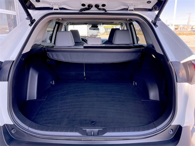 2025 Toyota RAV4 XLE Premium photo 12