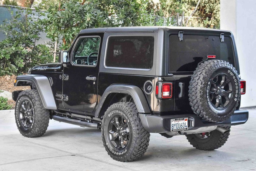2021 Jeep Wrangler Willys photo 4
