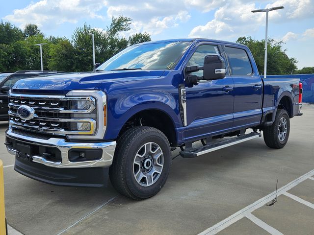 2026 Ford F-250 Lariat photo 2