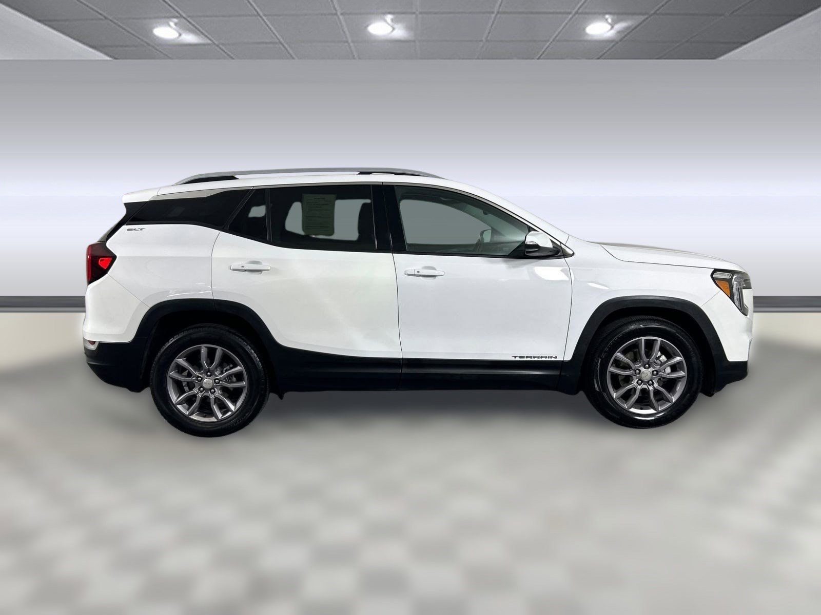 2023 Gmc Terrain SLT photo 3