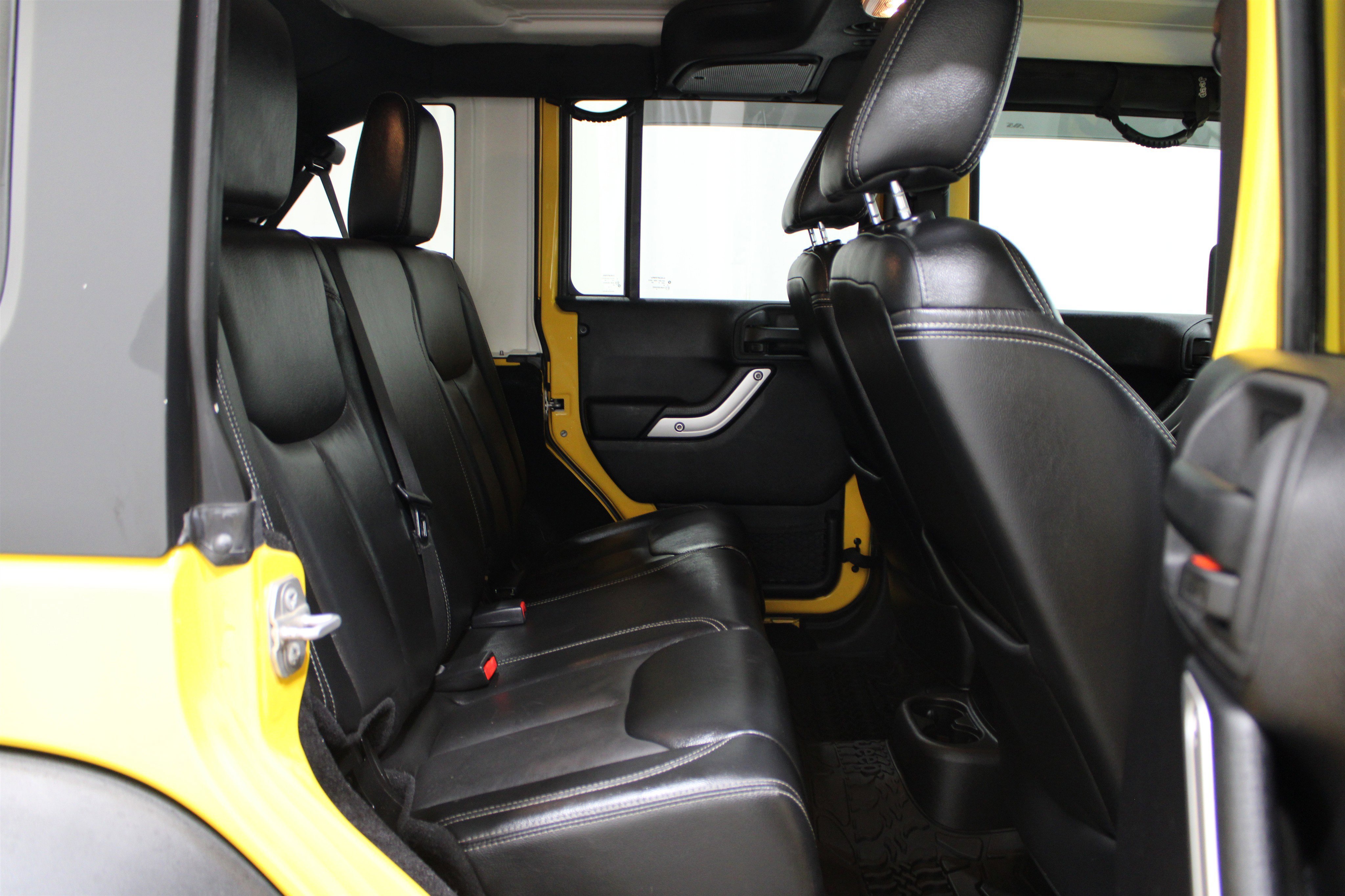 2015 Jeep Wrangler Unlimited Rubicon Hard Rock photo 8