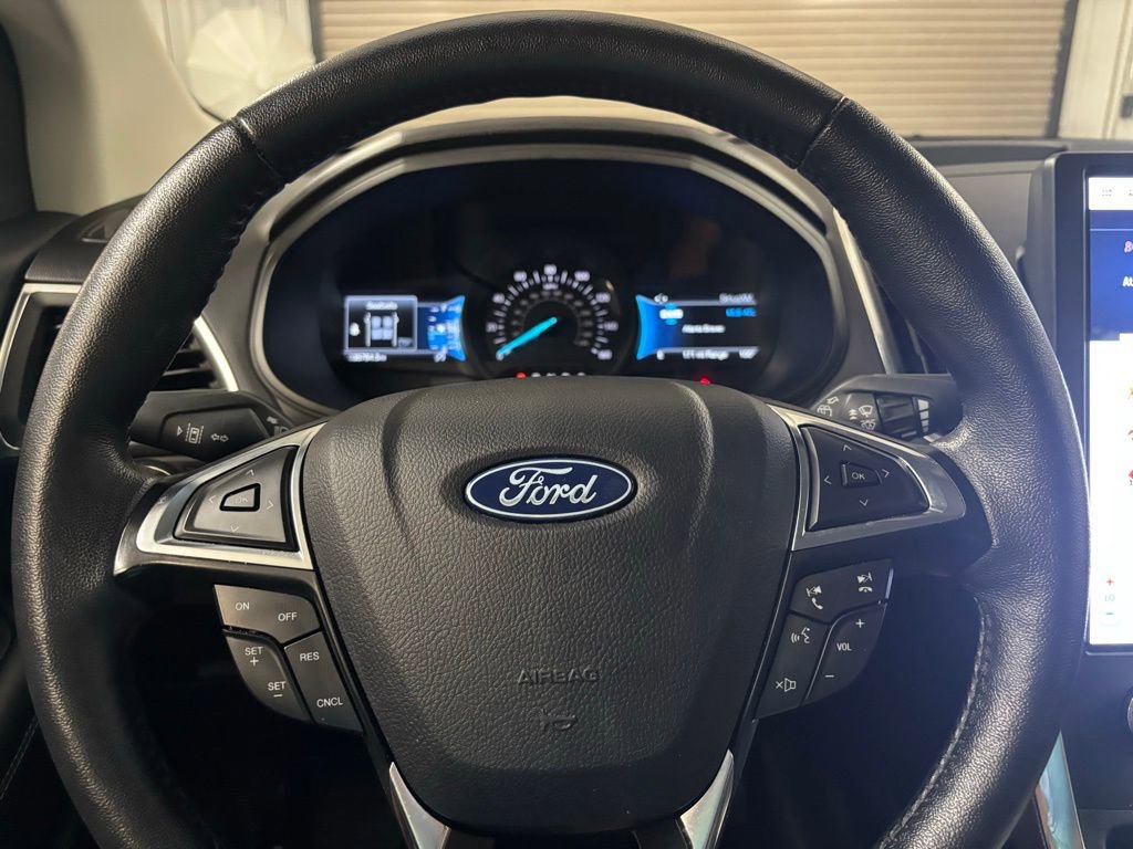 2024 Ford Edge Titanium photo 20