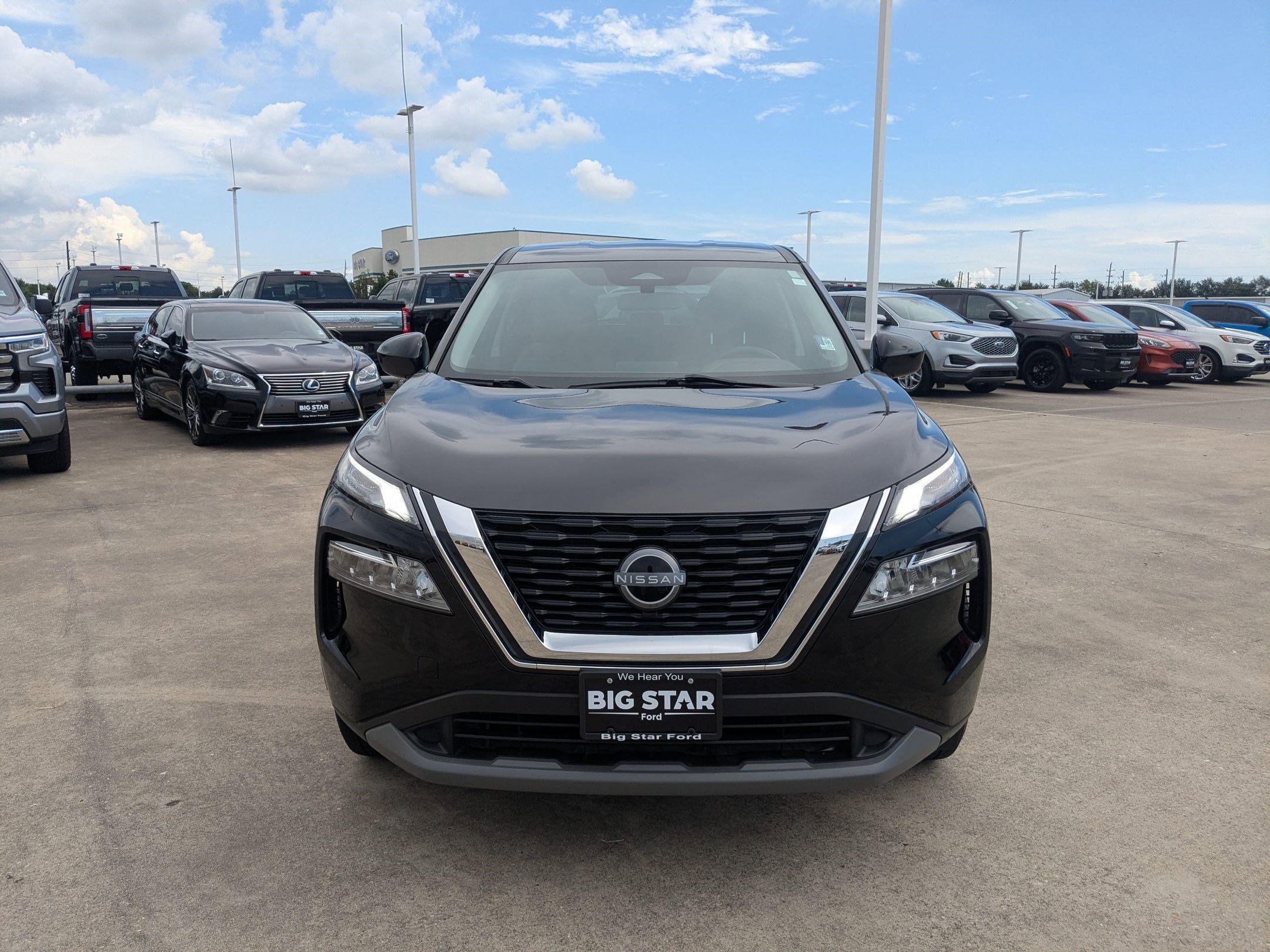2023 Nissan Rogue SV photo 8