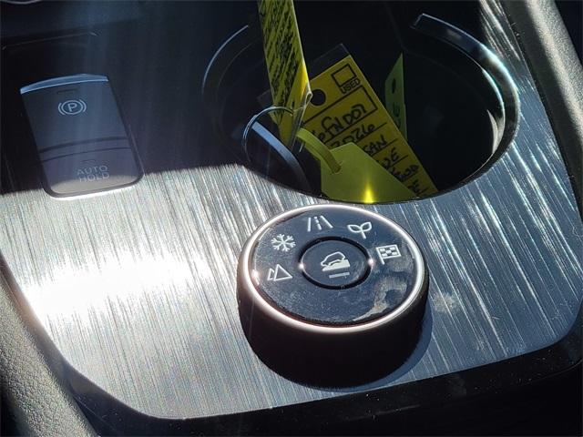 2026 Nissan Rogue SV photo 21