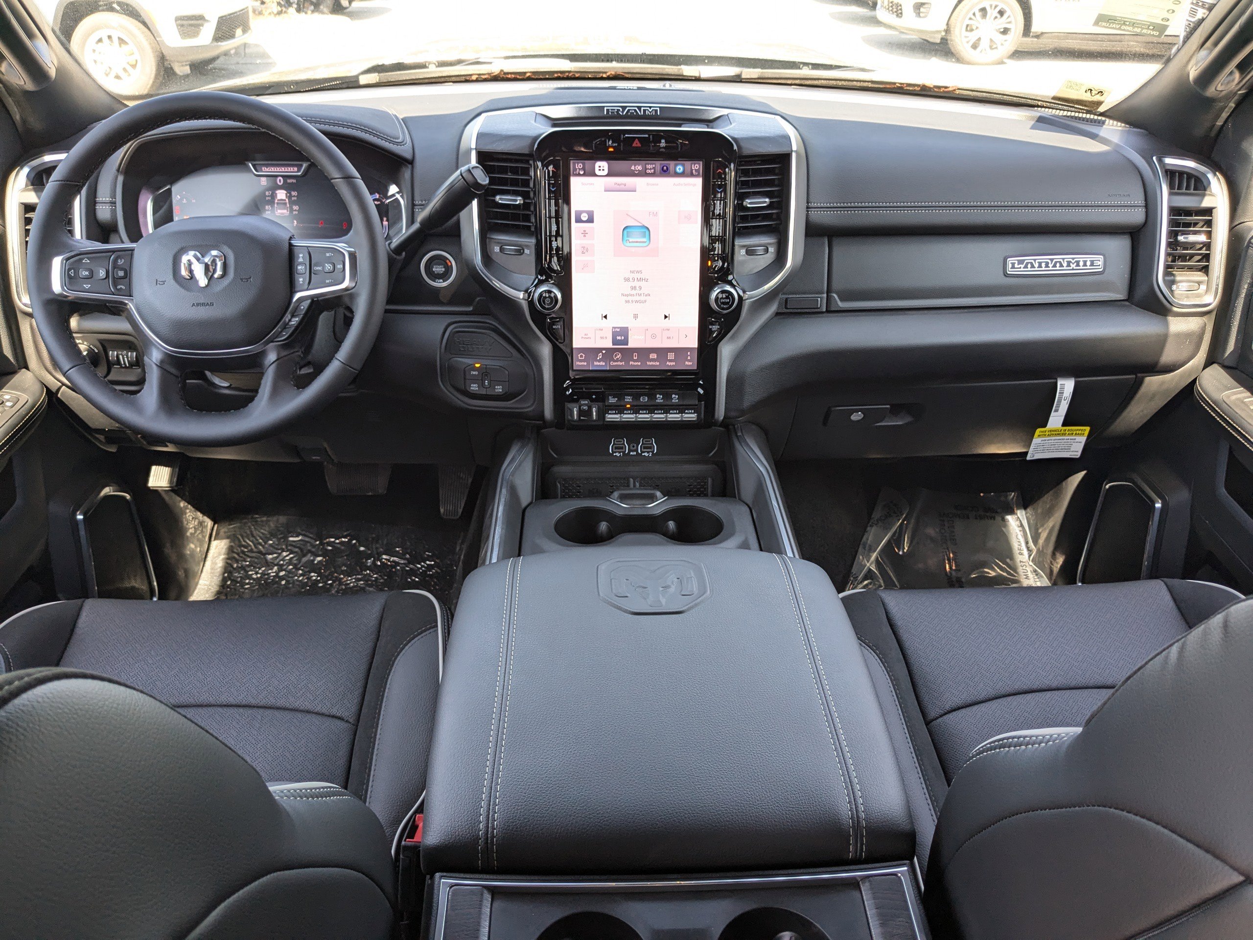 2025 Ram 2500 Laramie photo 12