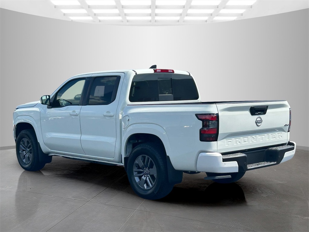 2025 Nissan Frontier Crew Cab SV photo 5