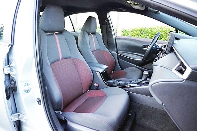 Used 2024 Silver Toyota SE image 11