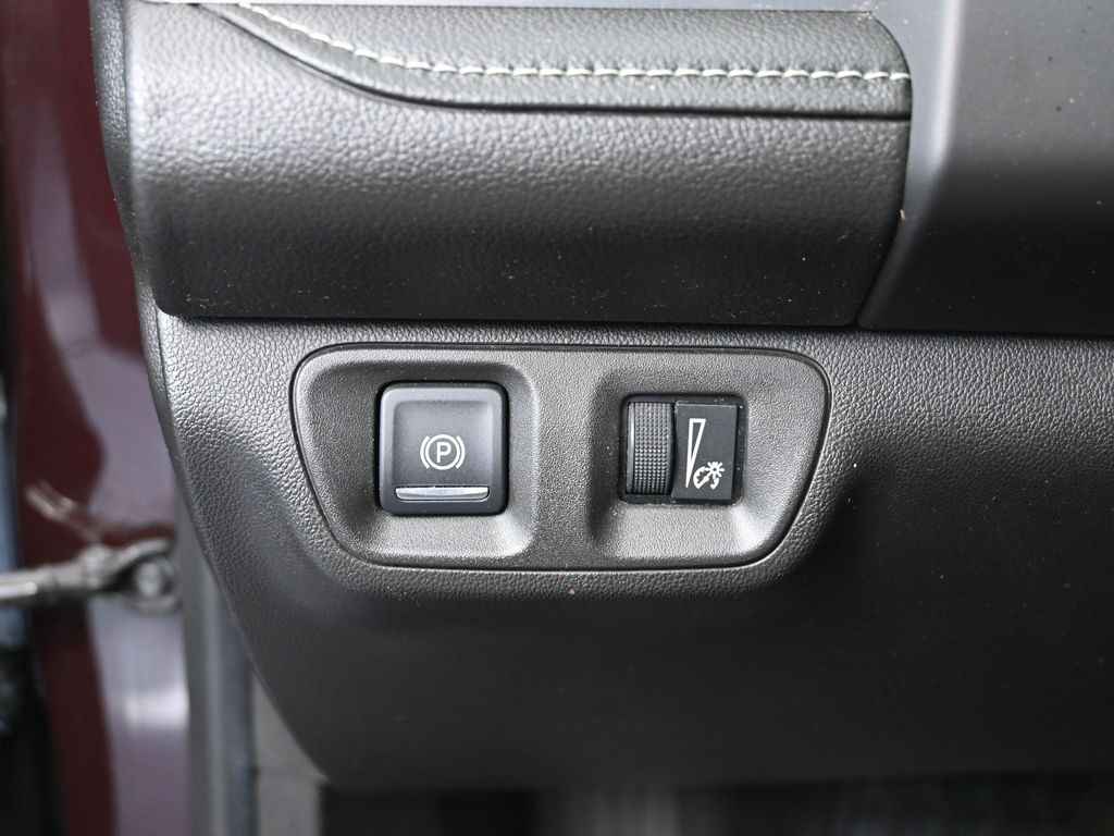 2017 Gmc Acadia SLE photo 23