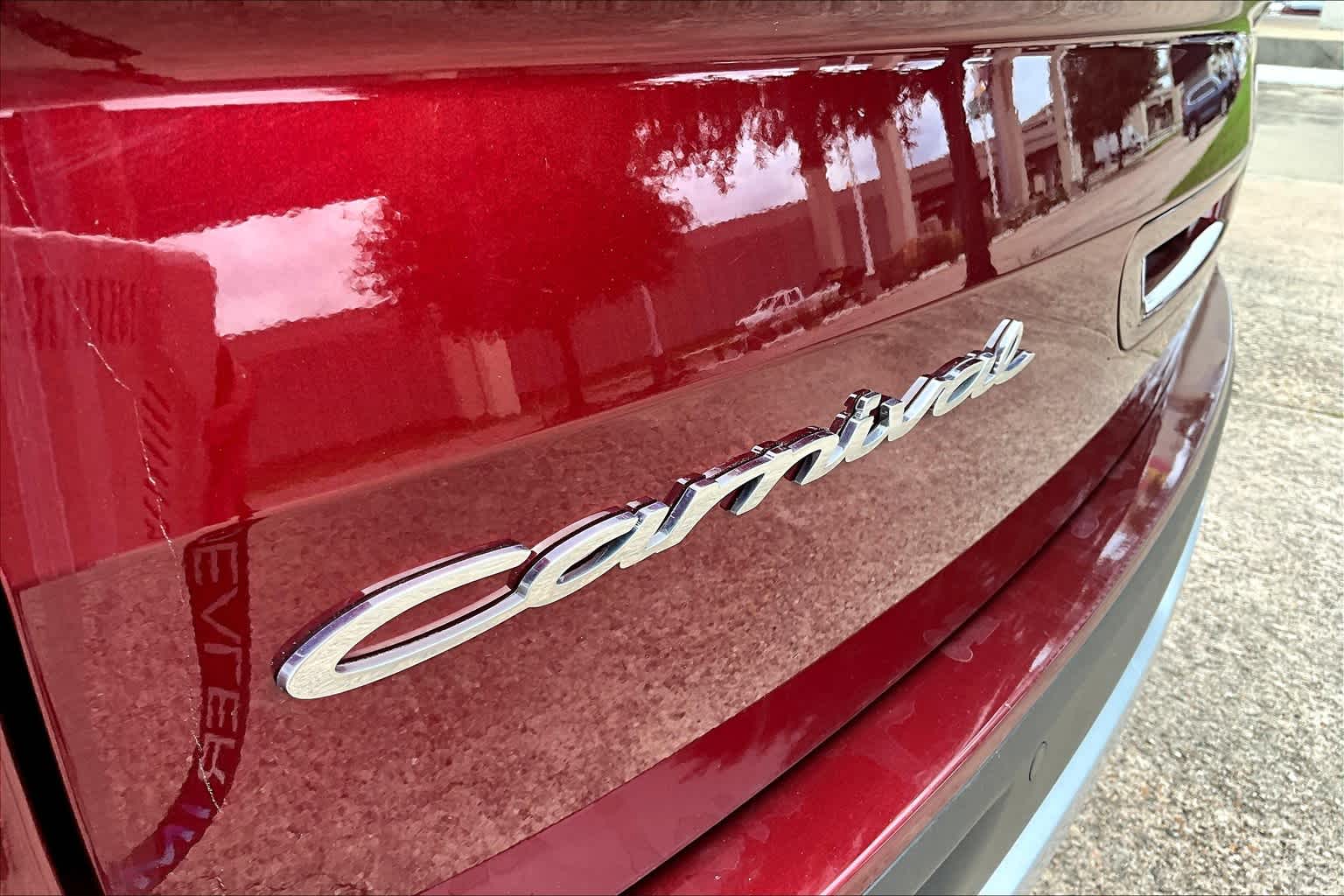 2022 Kia Carnival EX photo 27