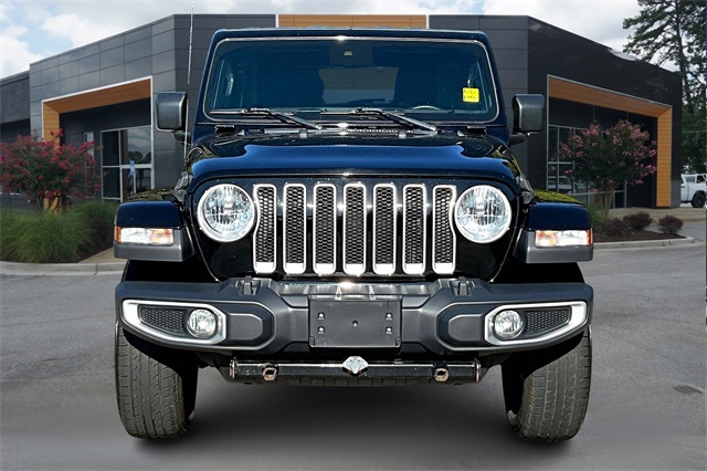 2020 Jeep Wrangler Unlimited Sahara photo 2