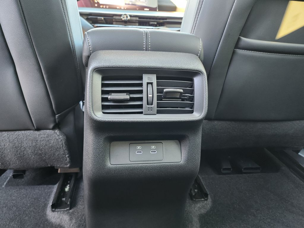 2025 Nissan Murano SL photo 26