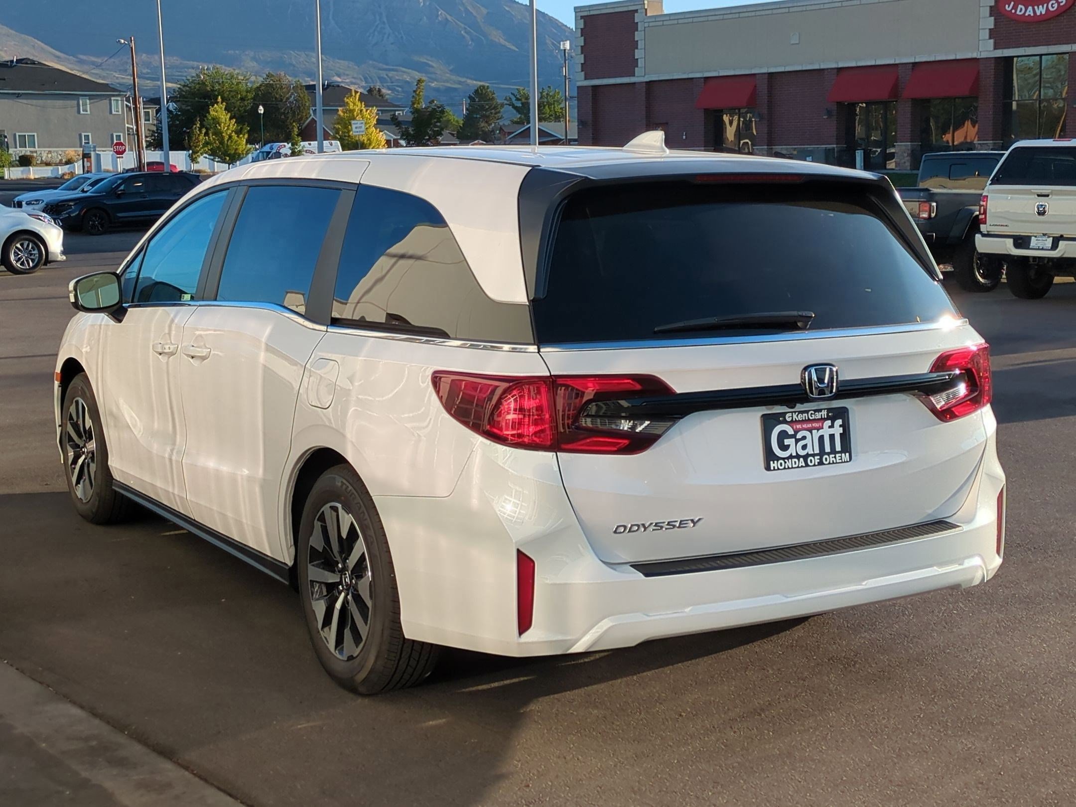 2026 Honda Odyssey EX-L photo 5