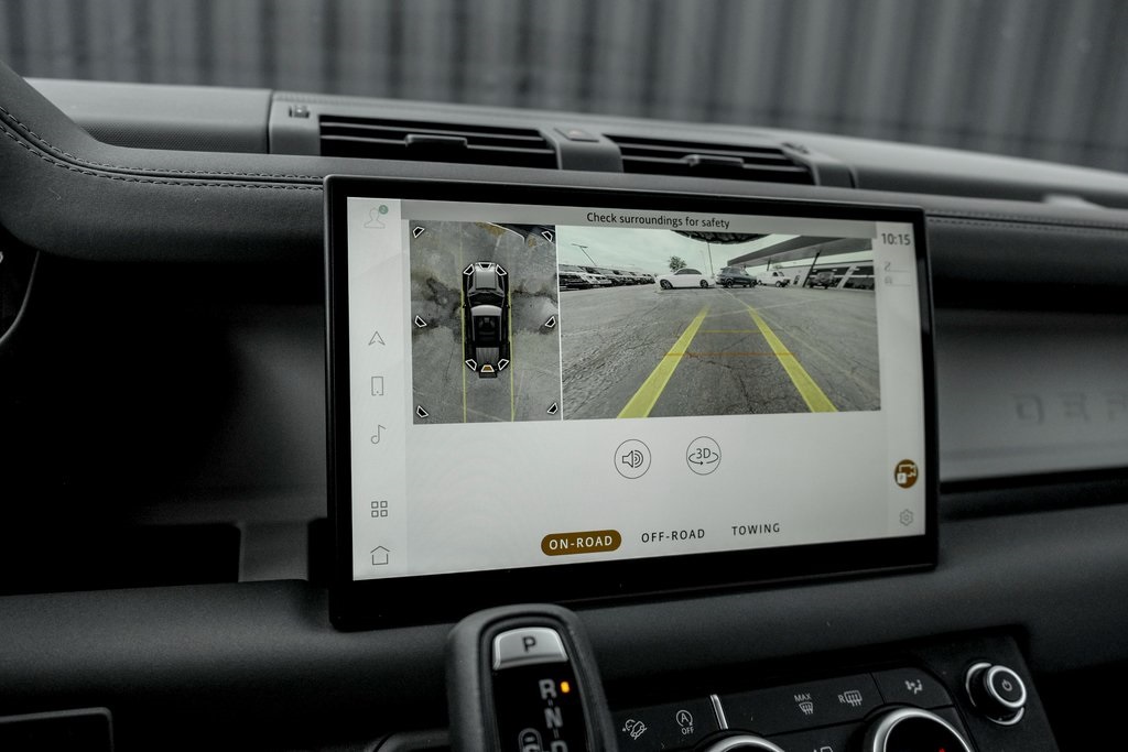 2025 Land Rover Defender 110 S photo 14