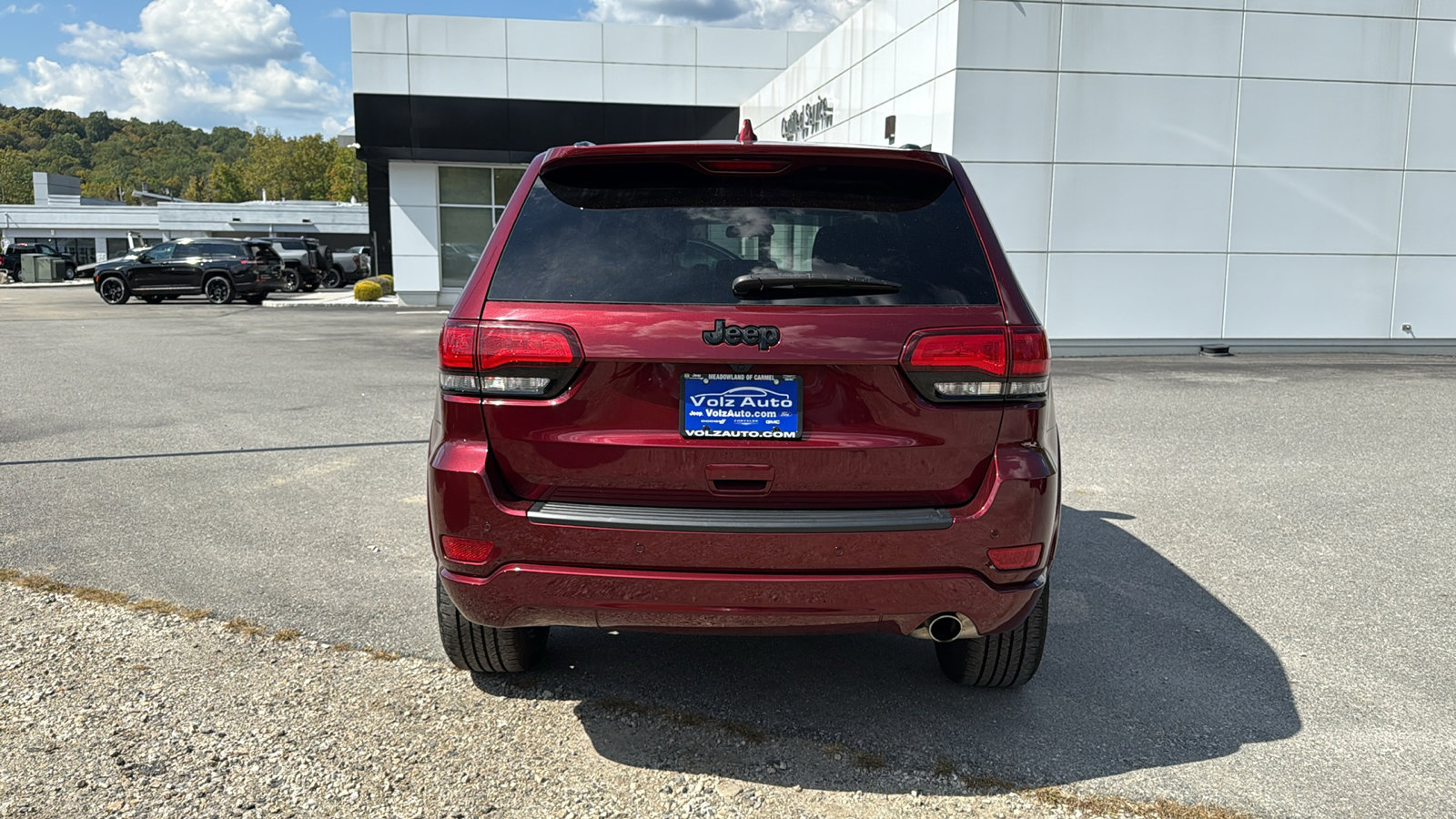 2021 Jeep Grand Cherokee Laredo X photo 3