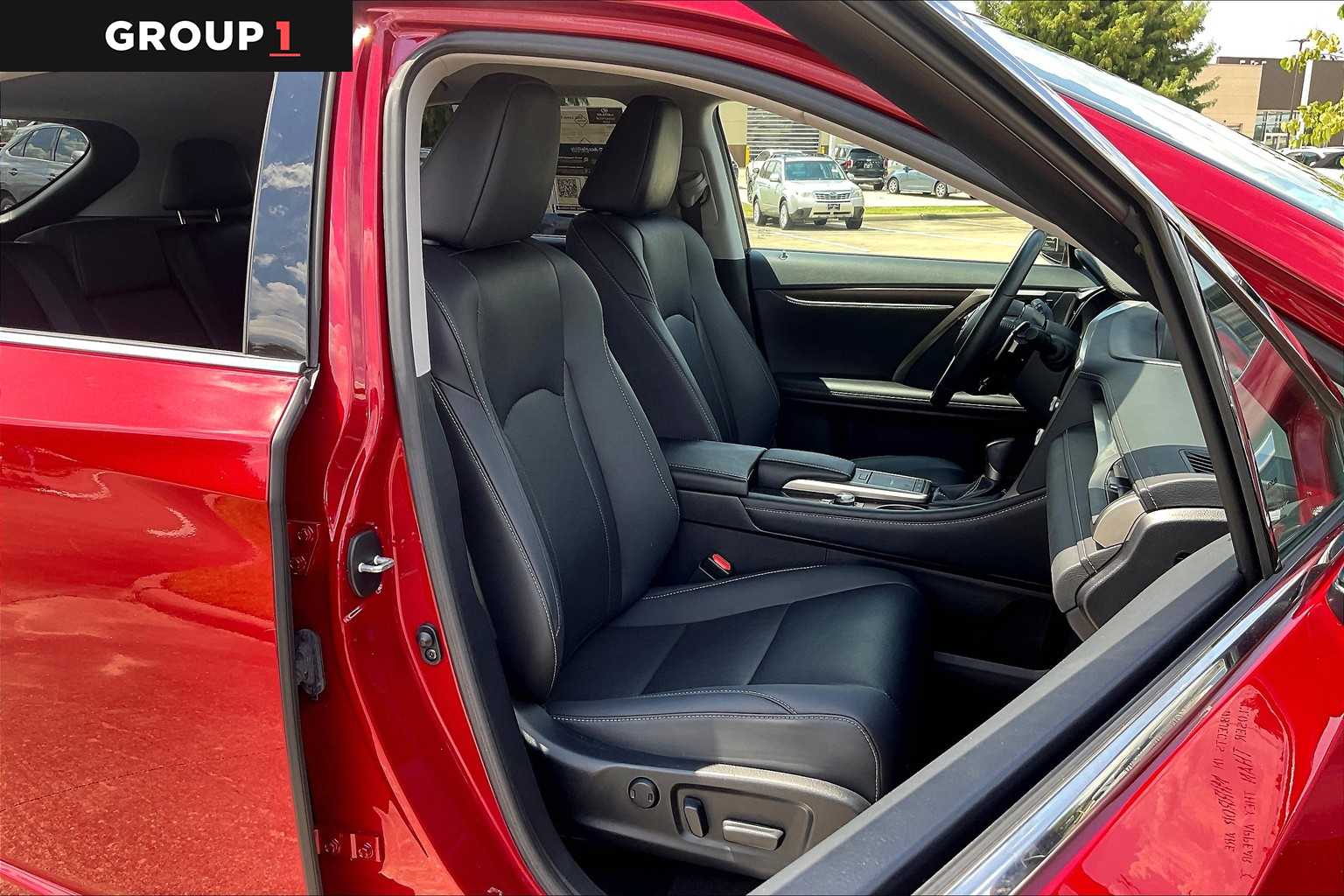 2022 Lexus RX Premium photo 7
