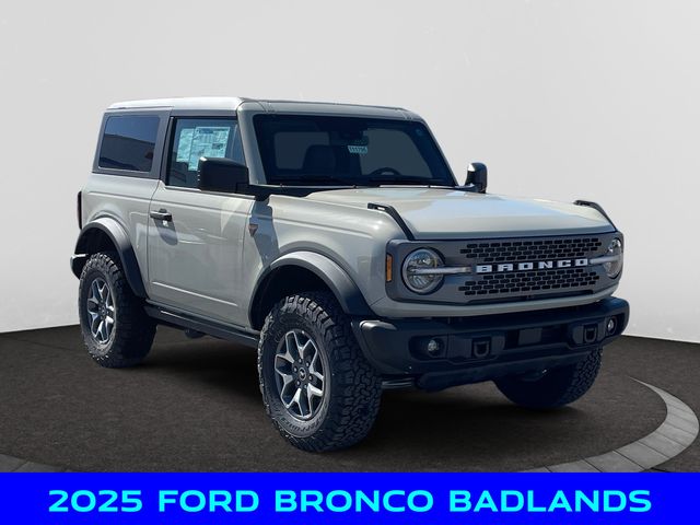 2025 Ford Bronco Badlands photo 7