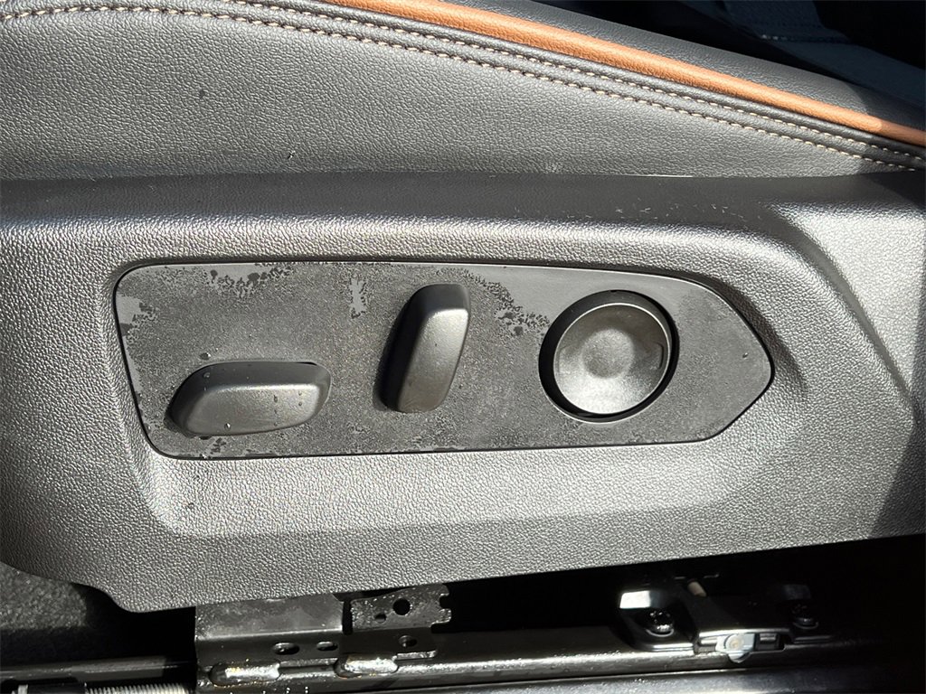 2026 GMC CANYON - Image 15